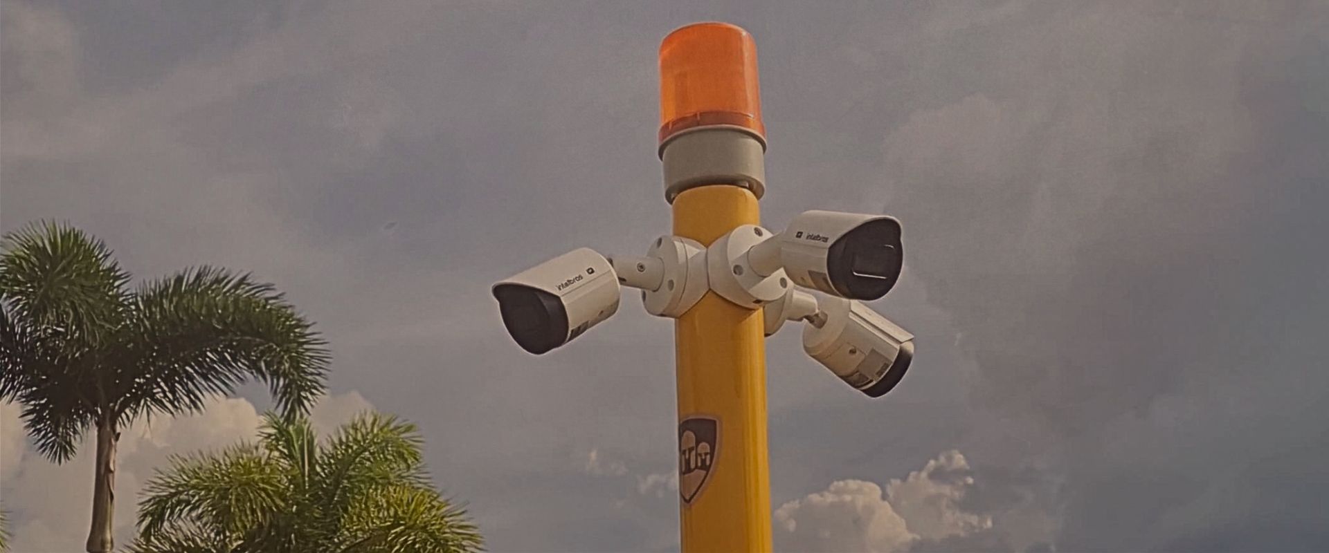 alarme monitorado por empresa de segurança
